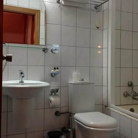 Yali Szálloda 2*